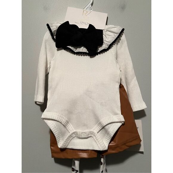 Rachel Zoe RZ Baby Bodysuit Short Tight Headband Set 4-Piece Size 6-9 Months NWT - Picture 3 of 11